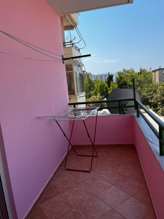 Appartamento Incantevole Con Posto Auto Privato Vlore Exterior photo